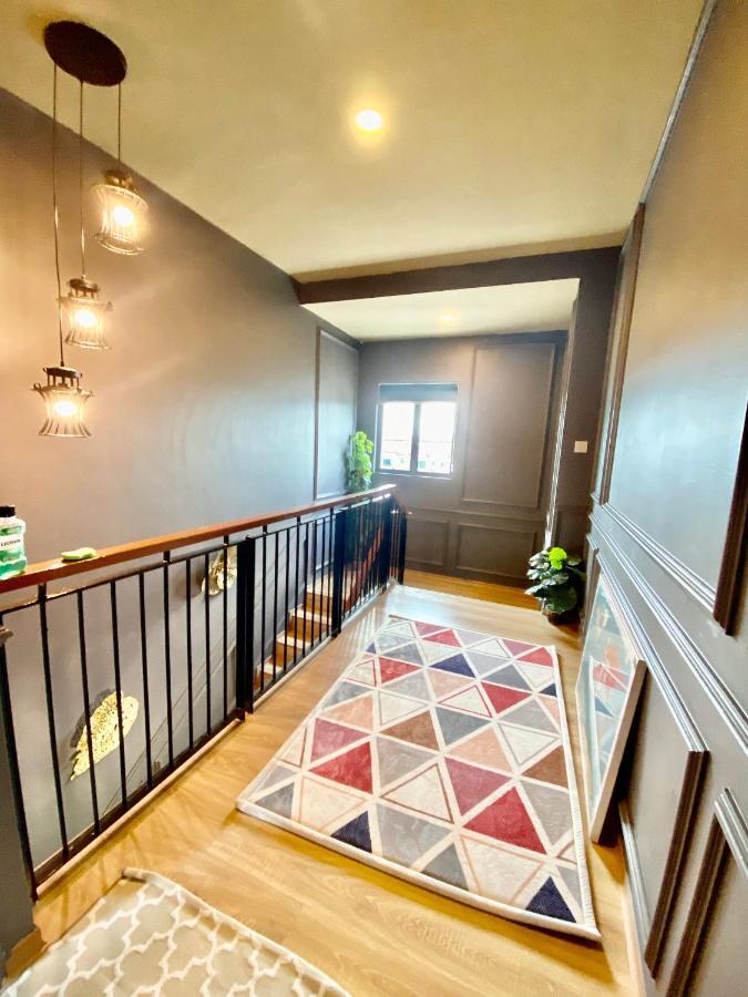 Faizal Madhi Homestay Кучинг Экстерьер фото