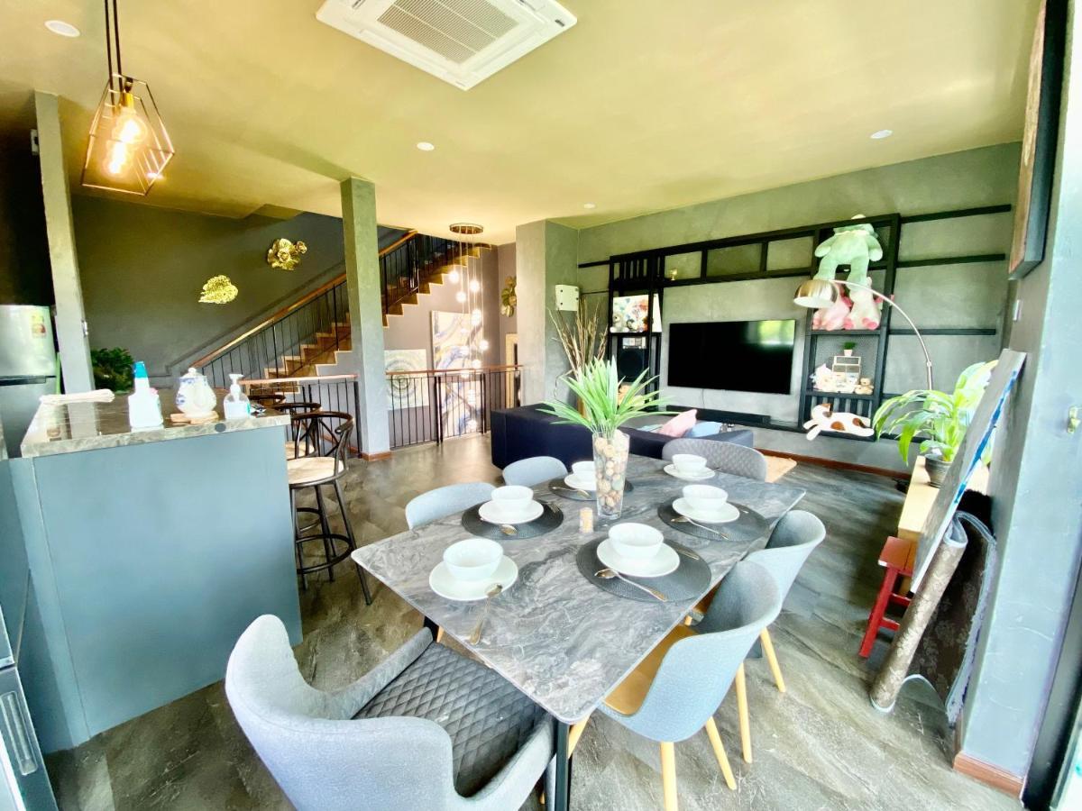 Faizal Madhi Homestay Кучинг Экстерьер фото