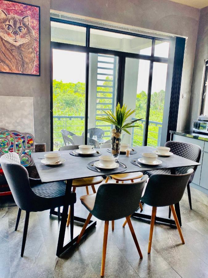 Faizal Madhi Homestay Кучинг Экстерьер фото