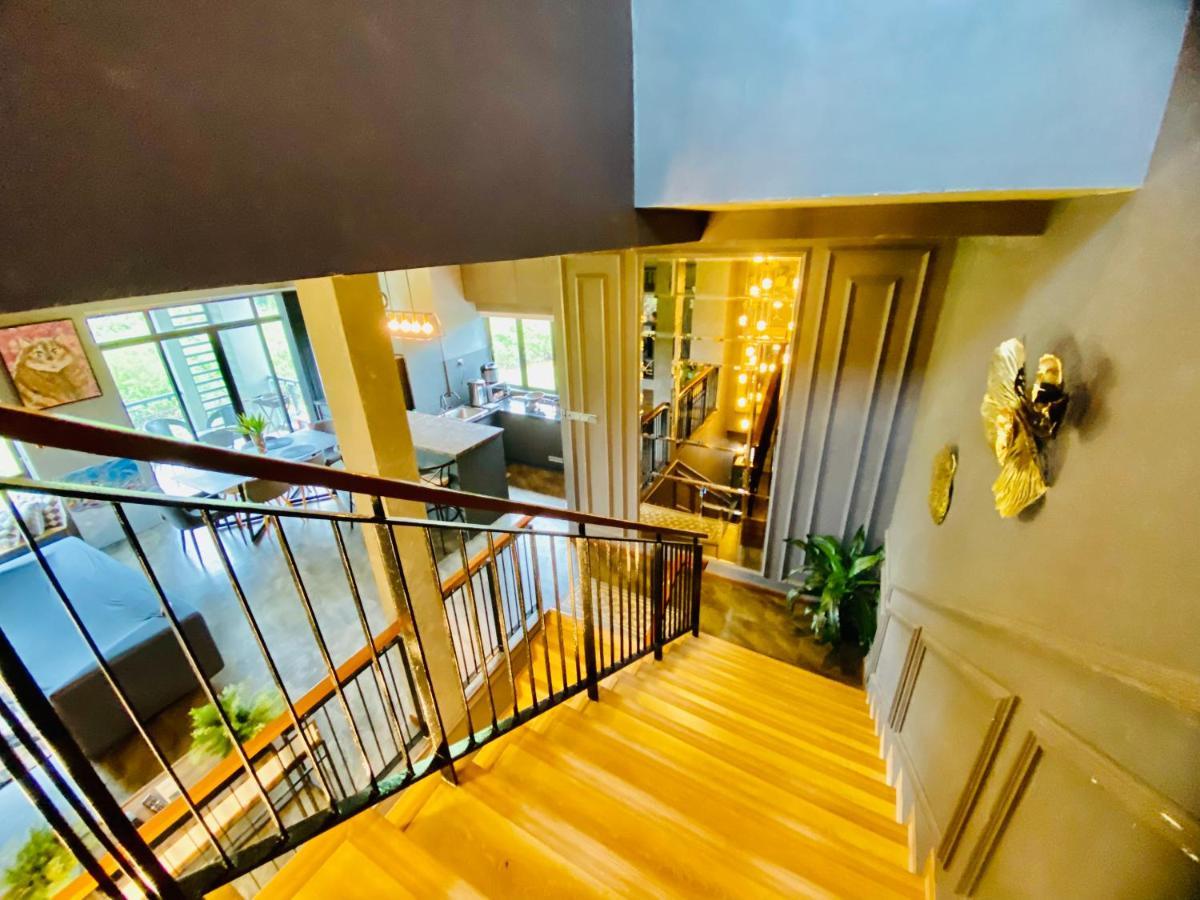 Faizal Madhi Homestay Кучинг Экстерьер фото